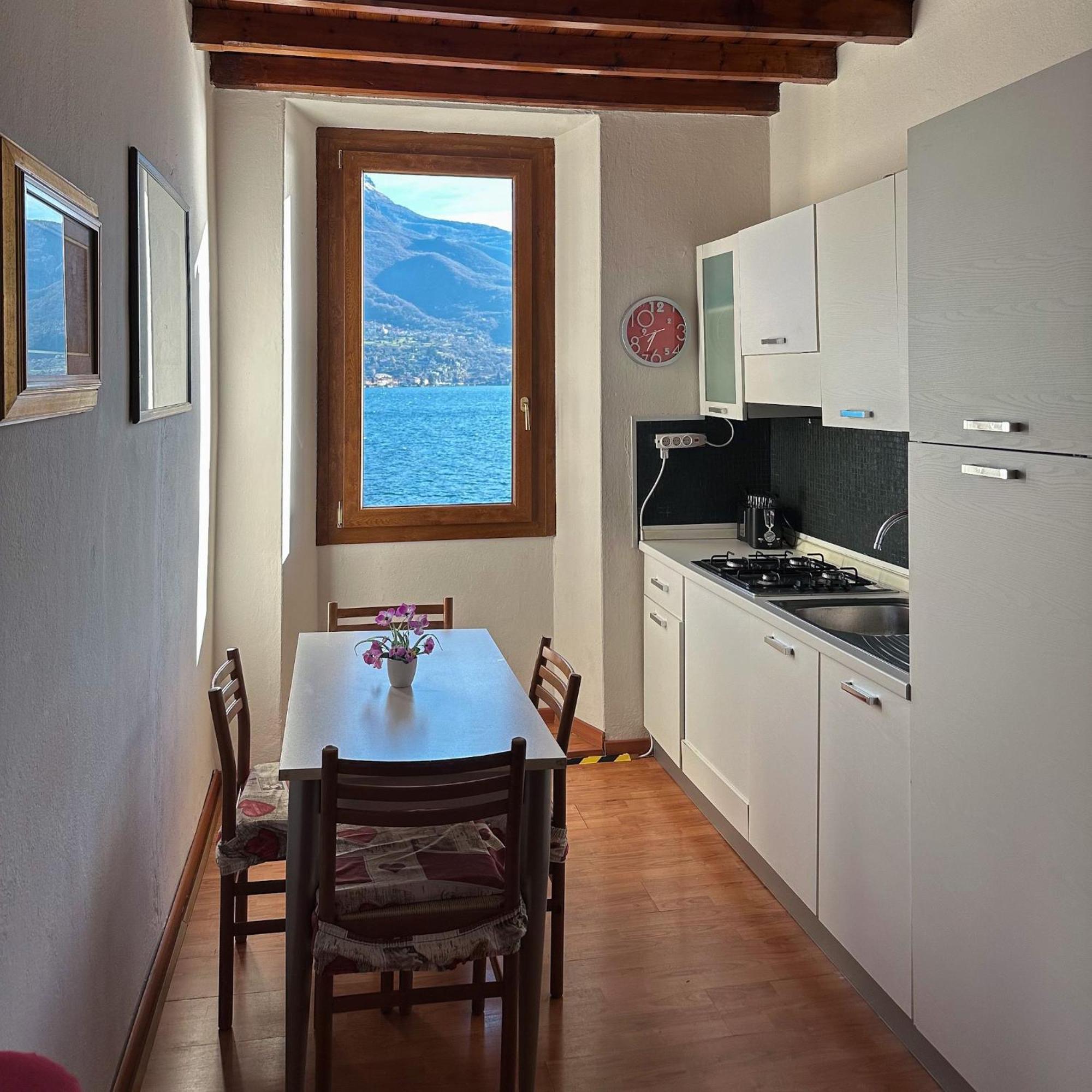 Renzo E Lucia Lake View Apartment Oliveto Lario Exterior photo