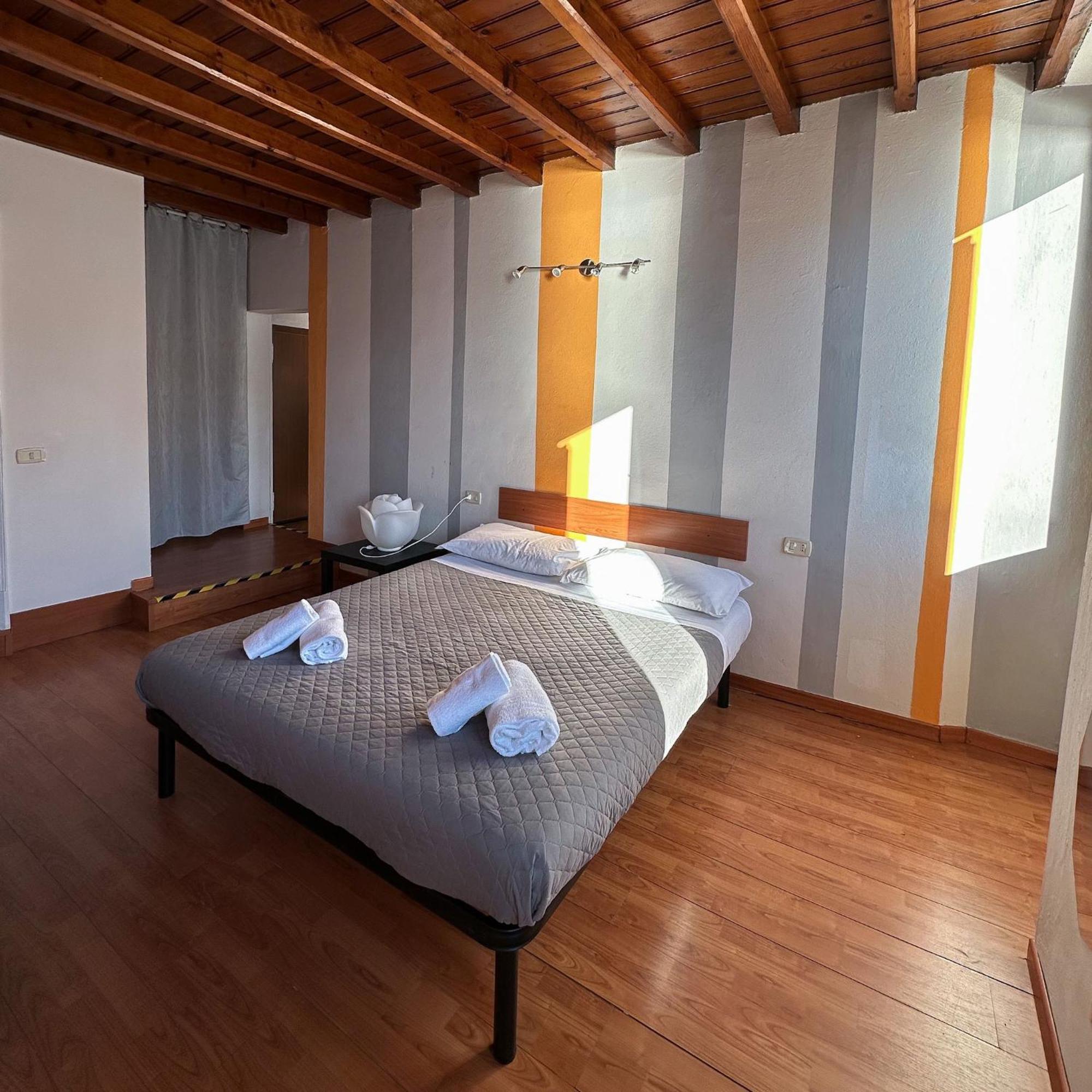 Renzo E Lucia Lake View Apartment Oliveto Lario Exterior photo