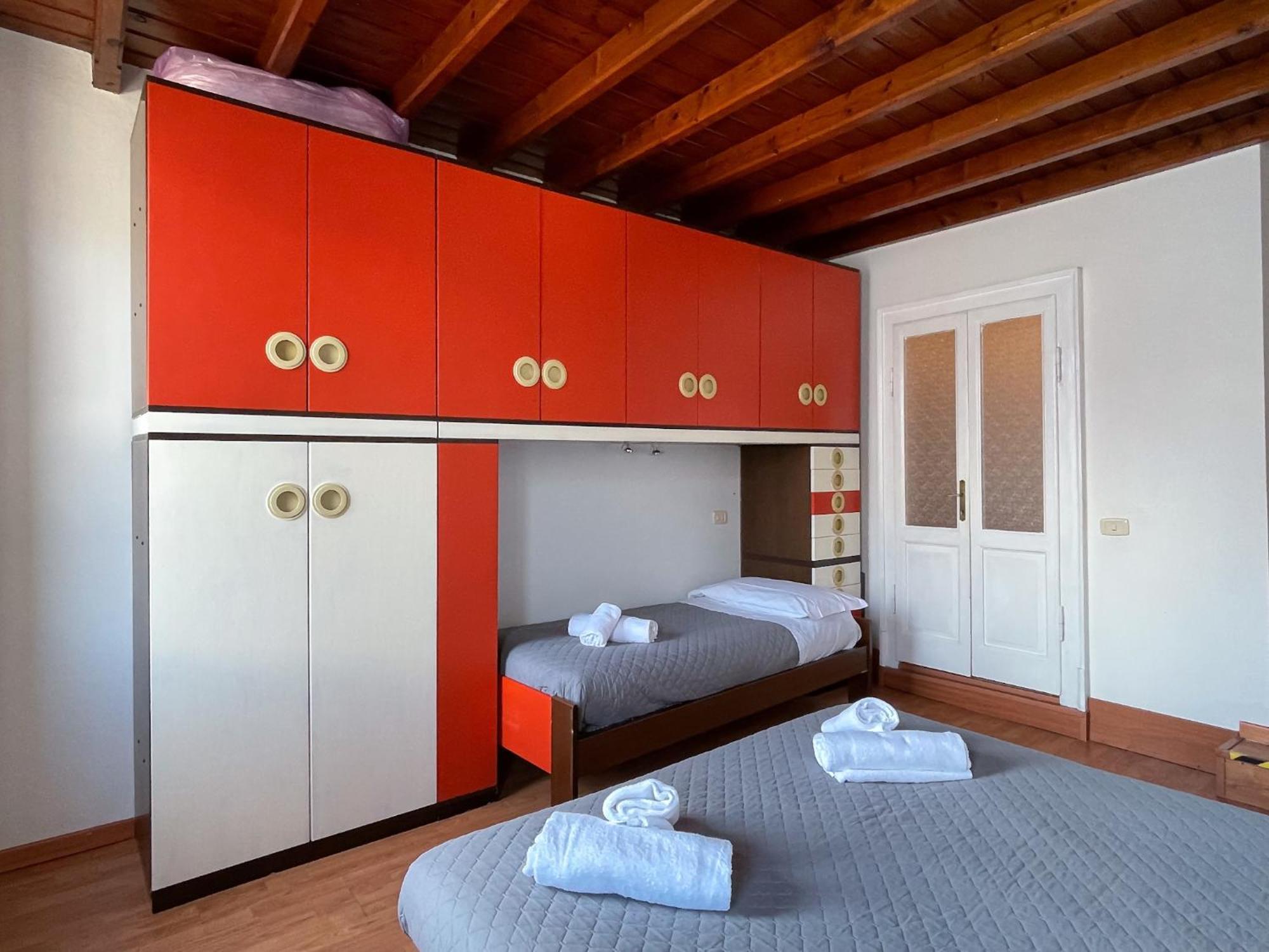 Renzo E Lucia Lake View Apartment Oliveto Lario Exterior photo