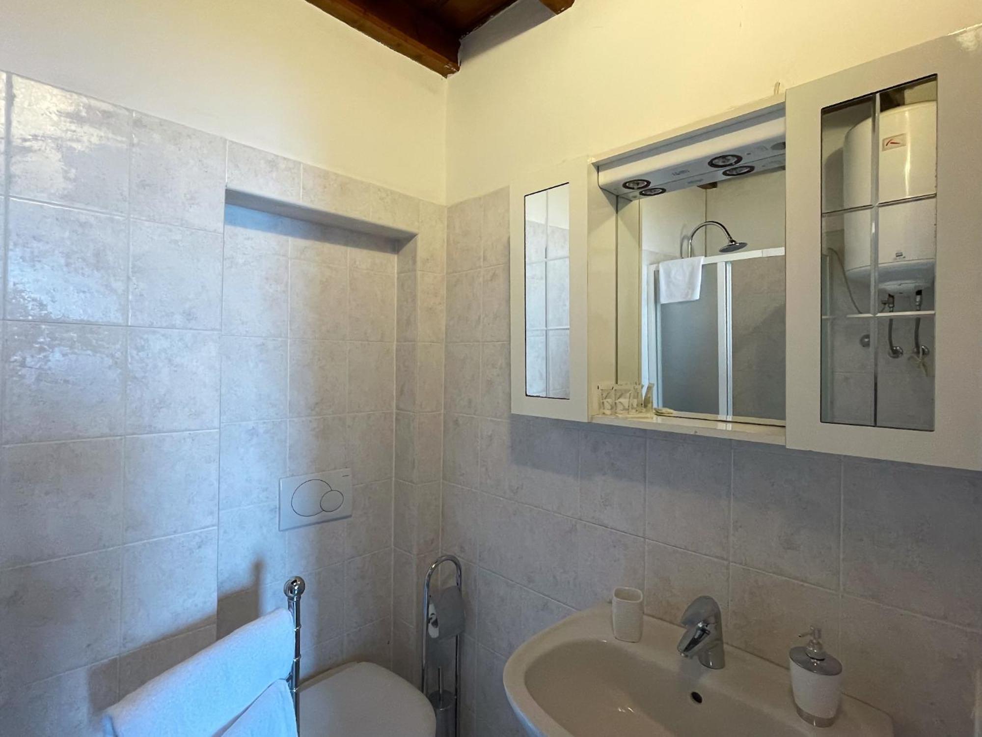 Renzo E Lucia Lake View Apartment Oliveto Lario Exterior photo