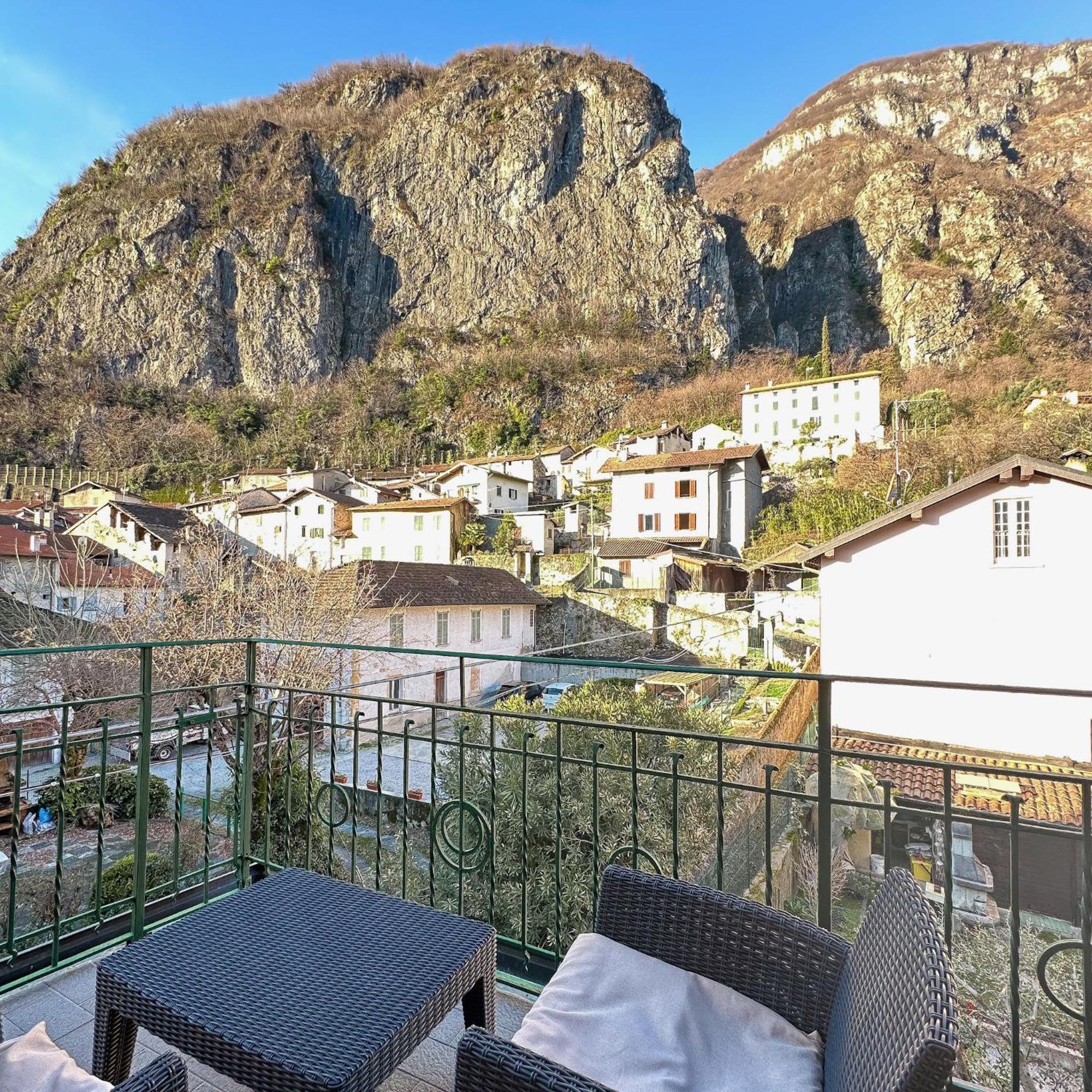 Renzo E Lucia Lake View Apartment Oliveto Lario Room photo